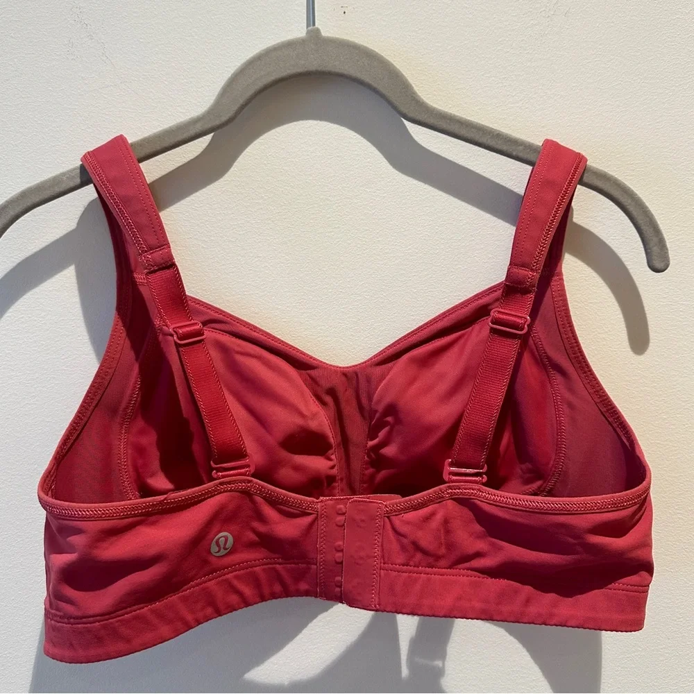 Lululemon Ta-Ta Tamer Bra size 34C - Picture 3 of 6